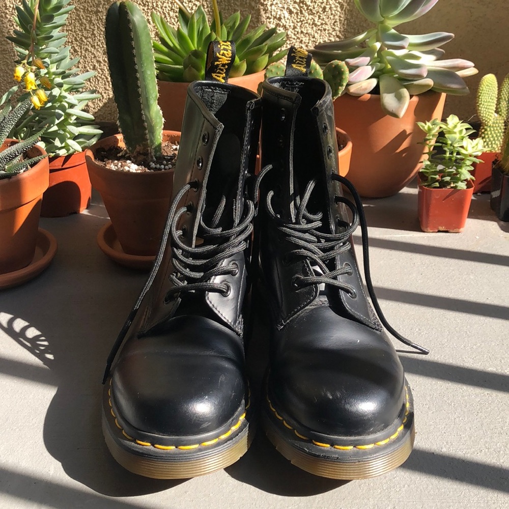 Doc Marten 1460 8-eye boot